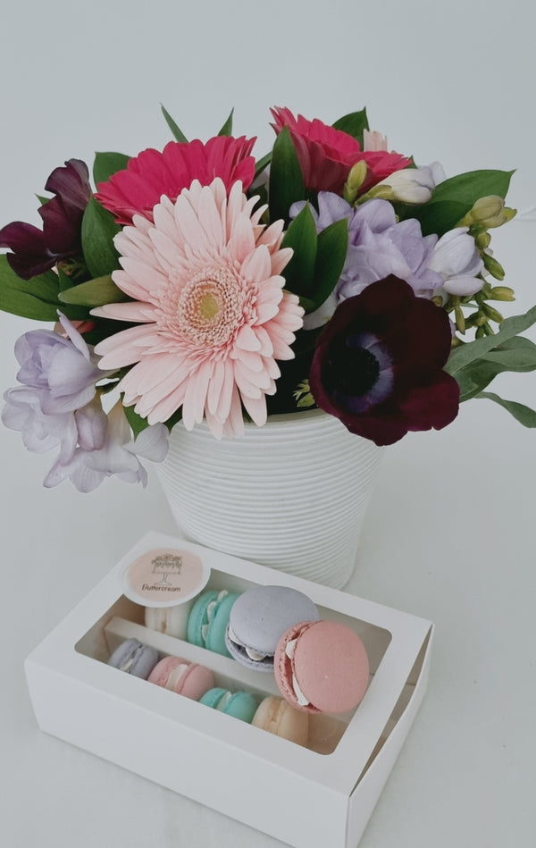 Flower Posy pot and Macarons